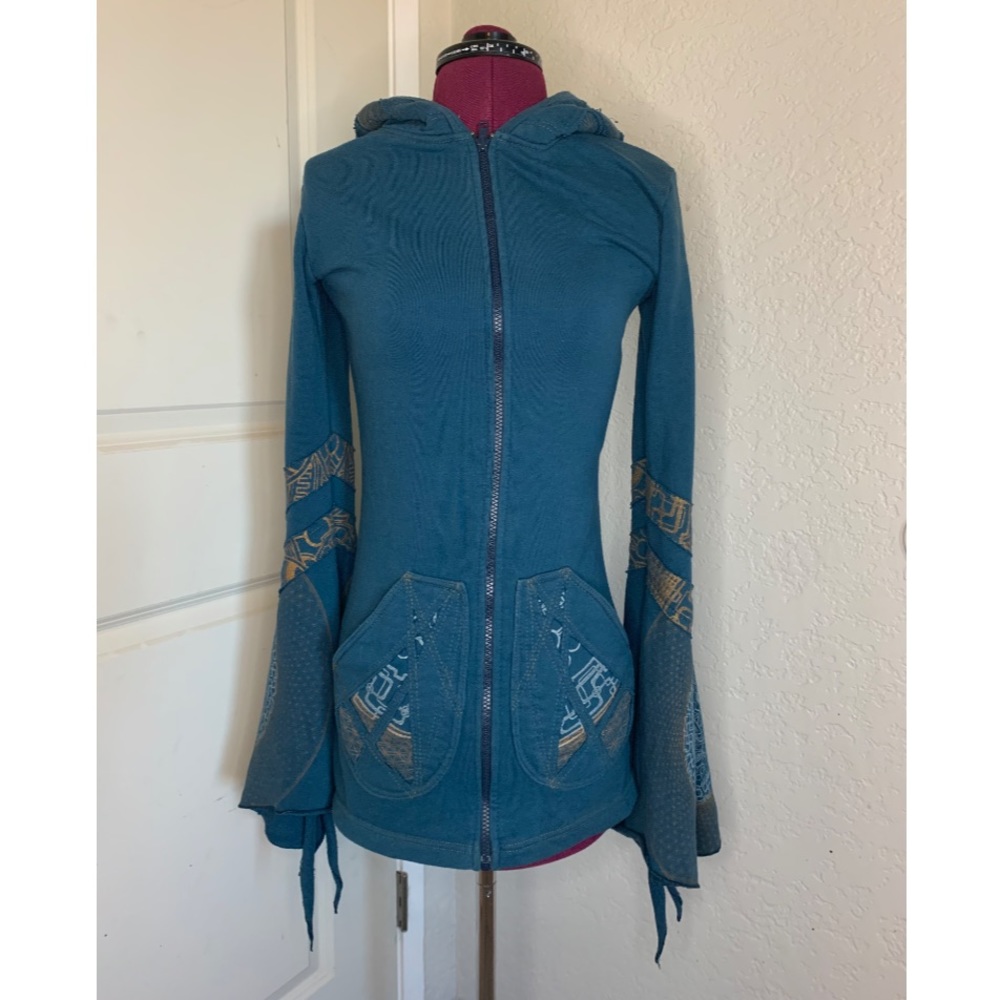 Bell Sleeved Sacred Geometry Zip-Up Hoodie